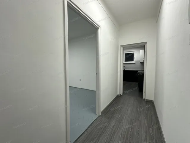 Eladó lakás Kazincbarcika, Belváros 59 nm