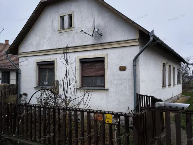 Eladó lakás Tákos 88 nm