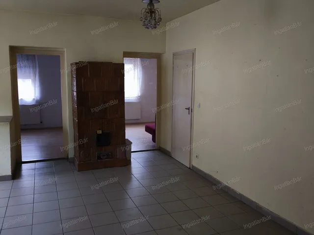 Eladó lakás Tákos 88 nm