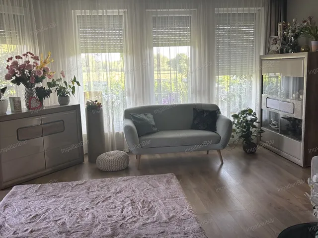 Eladó ház Kisvárda 240 nm