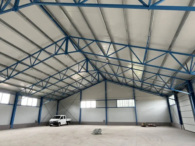 Kiadó kereskedelmi és ipari ingatlan Nyíregyháza 843 nm