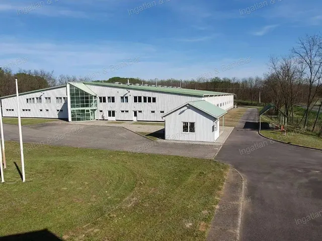 Eladó kereskedelmi és ipari ingatlan Baktalórántháza 4600 nm