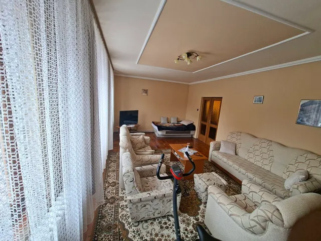 Eladó ház Demecser 186 nm