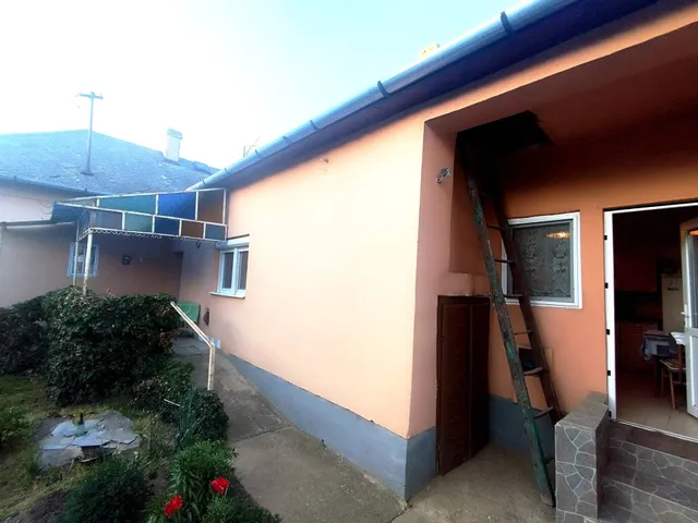 Eladó ház Ajak 80 nm