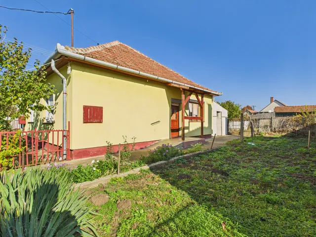 Eladó ház Ebes 100 nm