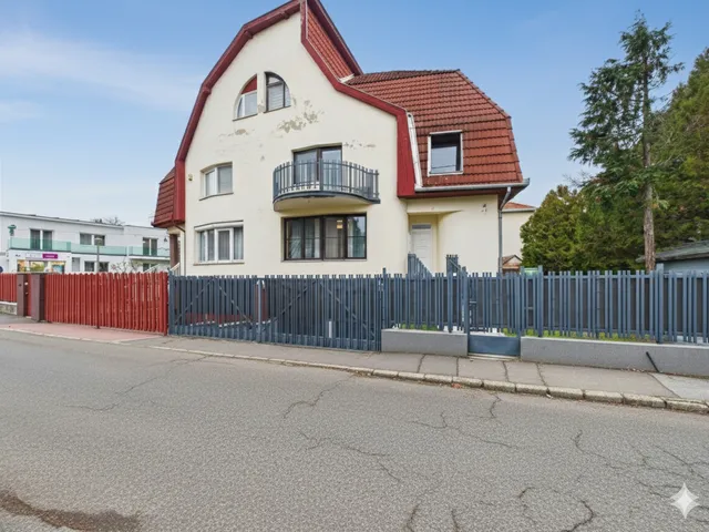 Eladó ház Debrecen, Nagyerdő 242 nm