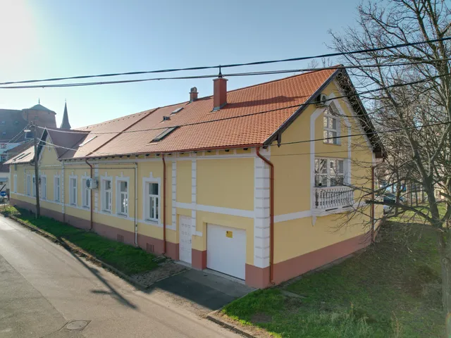 Eladó ház Debrecen, Belváros, Böszörményi út 1 222 nm