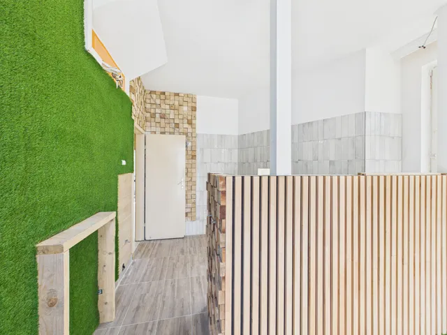 Eladó kereskedelmi és ipari ingatlan Debrecen, Belváros, Böszörméniy 1 220 nm