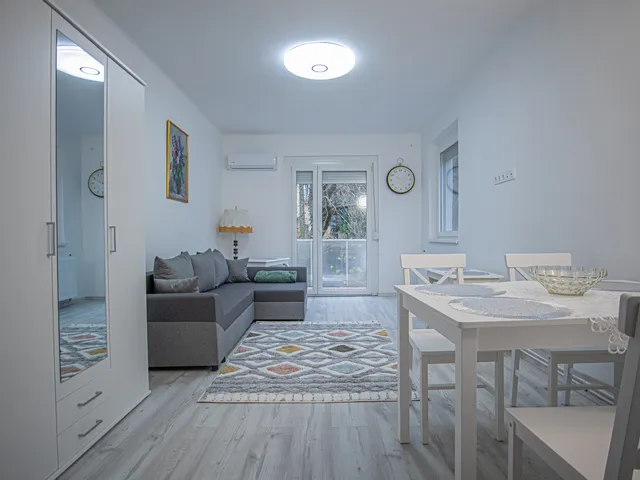 Kiadó lakás Budapest XI. kerület, Gellérthegy 42 nm