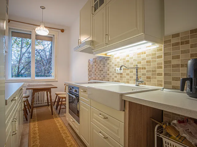 Eladó lakás Budapest II. kerület, Újlak II. ker., Árpád fejedelem útja 59 nm