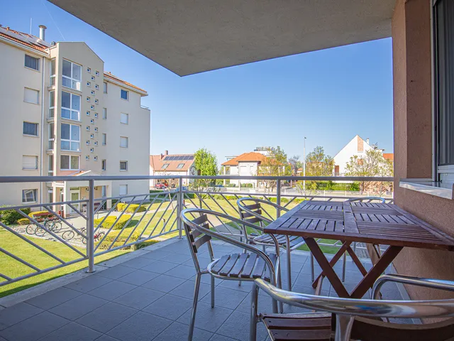 Eladó lakás Siófok, Aranypart 50 nm