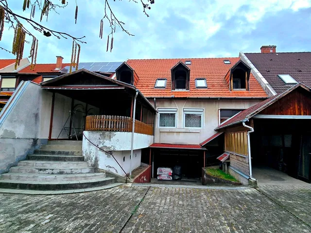 Eladó ház Kecskemét, Székelytelep 120 nm