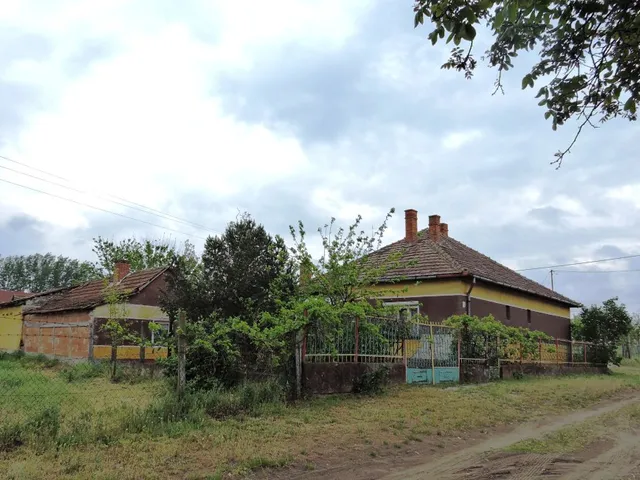 Eladó ház Kecskemét, Vacsihegy 107 nm