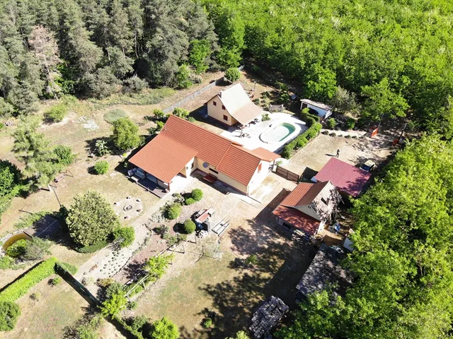Eladó ház Csemő 171 nm