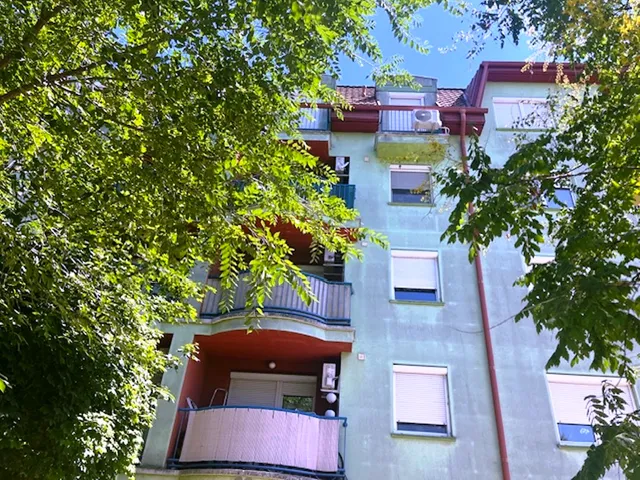 Eladó lakás Kecskemét, Széchenyiváros 42 nm