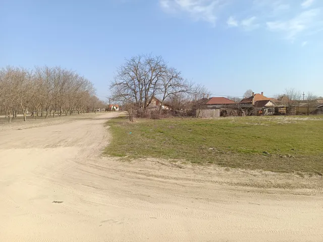 Eladó telek Bugac 1400 nm