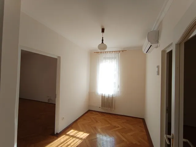 Eladó lakás Kecskemét, Belváros, Batthyány 56 nm