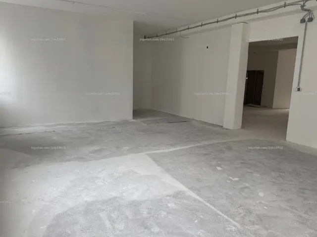 Eladó kereskedelmi és ipari ingatlan Pécel 650 nm