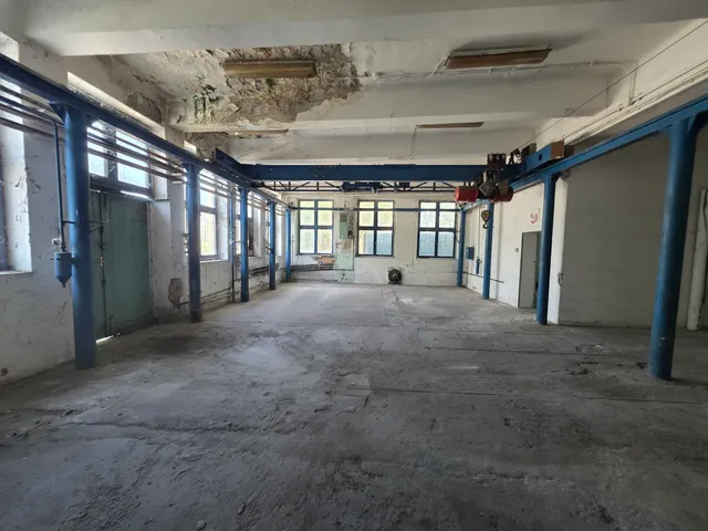 Kiadó kereskedelmi és ipari ingatlan Budapest XXI. kerület 3000 nm