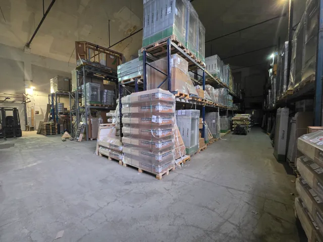 Eladó kereskedelmi és ipari ingatlan Budapest XVII. kerület, Cinkotai út 1800 nm