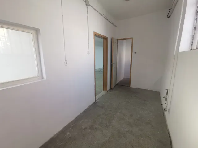 Kiadó kereskedelmi és ipari ingatlan Budapest XXIII. kerület, Grassalkovich 95 nm