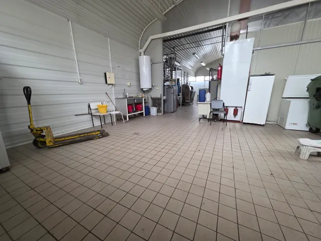 Eladó kereskedelmi és ipari ingatlan Törökbálint, Mechanikai Művek 620 nm