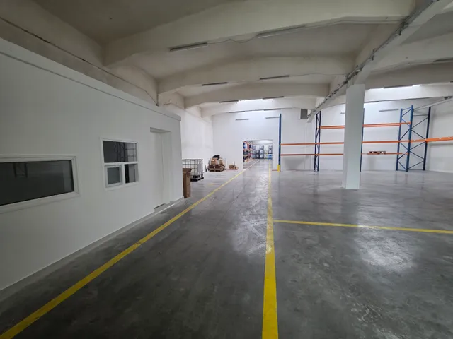 Eladó kereskedelmi és ipari ingatlan Budapest XXI. kerület, Teller Ede 1430 nm