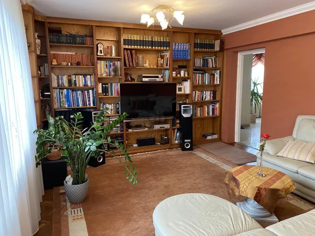 Eladó ház Abony 160 nm