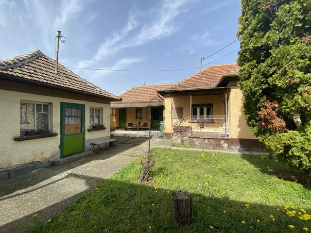 Eladó ház Újszilvás 70 nm