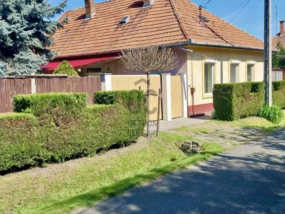 Eladó ház Cegléd 81 nm