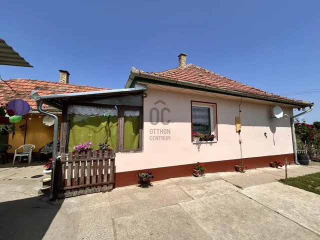 Eladó ház Cegléd 75 nm