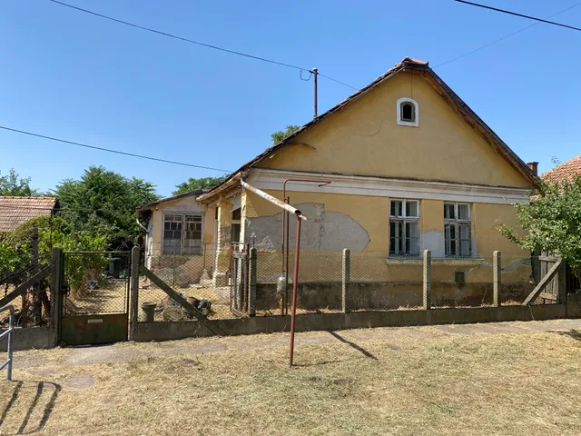 Eladó ház Abony 72 nm