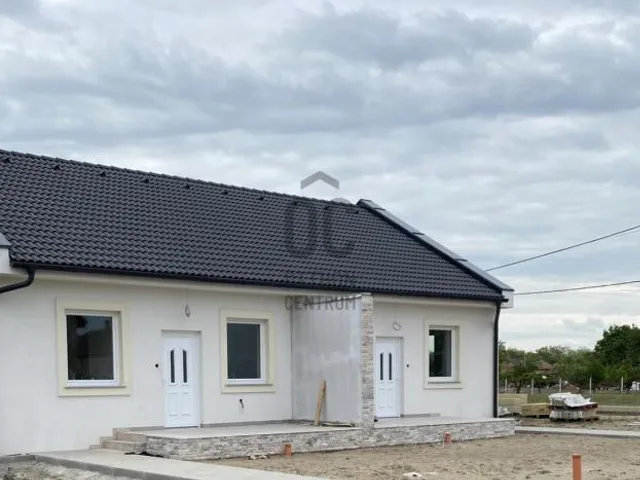 Eladó ház Tápiószőlős 60 nm