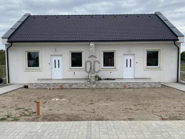Eladó ház Tápiószőlős 60 nm