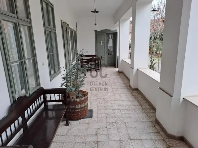 Eladó ház Cegléd 182 nm