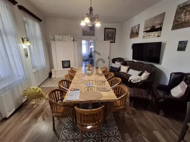 Eladó ház Cegléd 182 nm