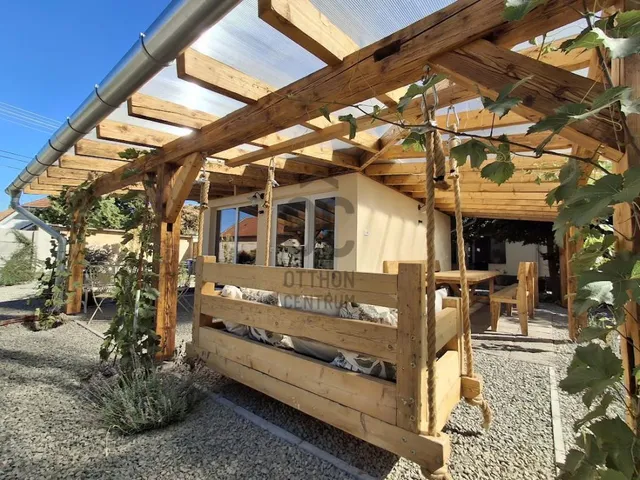 Eladó ház Cegléd 182 nm