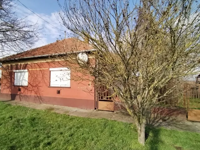 Eladó ház Jászkarajenő 82 nm