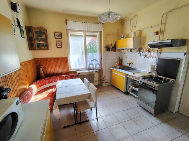 Eladó ház Cegléd 99 nm