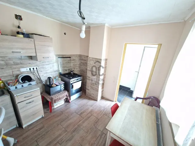 Eladó ház Abony 84 nm