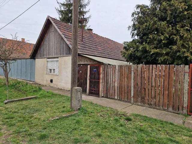 Eladó ház Cegléd 51 nm