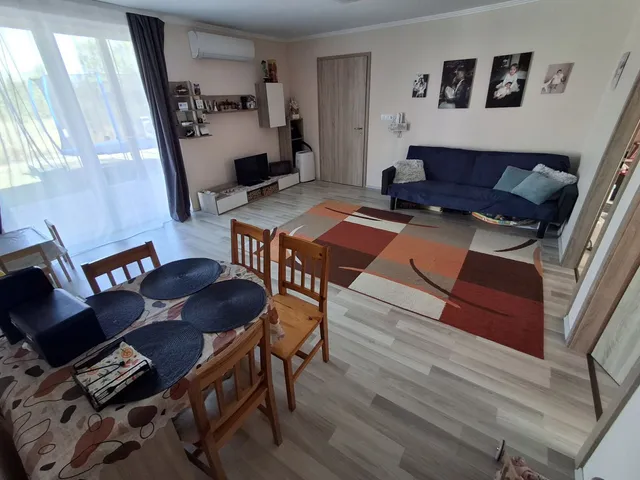 Eladó lakás Cegléd 66 nm