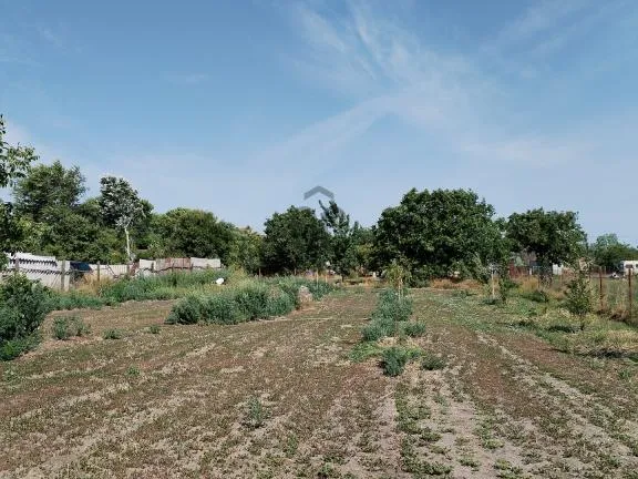 Eladó telek Törtel 815 nm