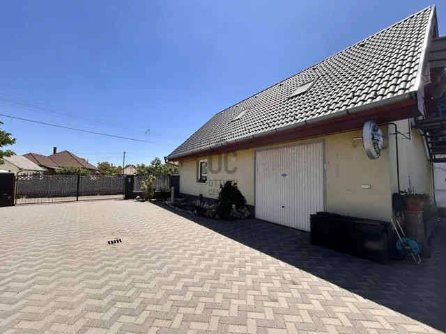 Eladó ház Abony 103 nm