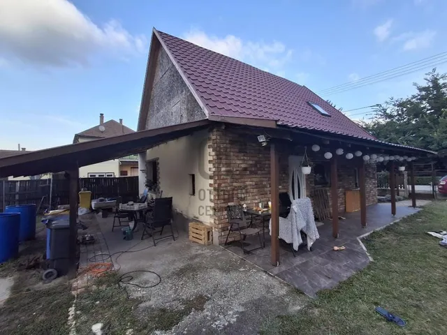 Eladó ház Újszilvás 48 nm