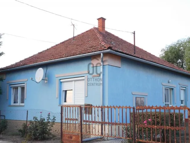 Eladó ház Tiszatenyő 86 nm
