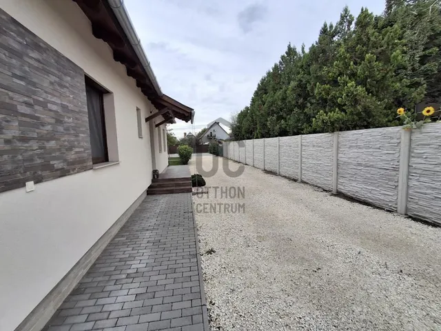 Eladó ház Cegléd 80 nm