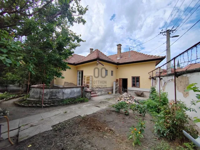 Eladó ház Cegléd 68 nm