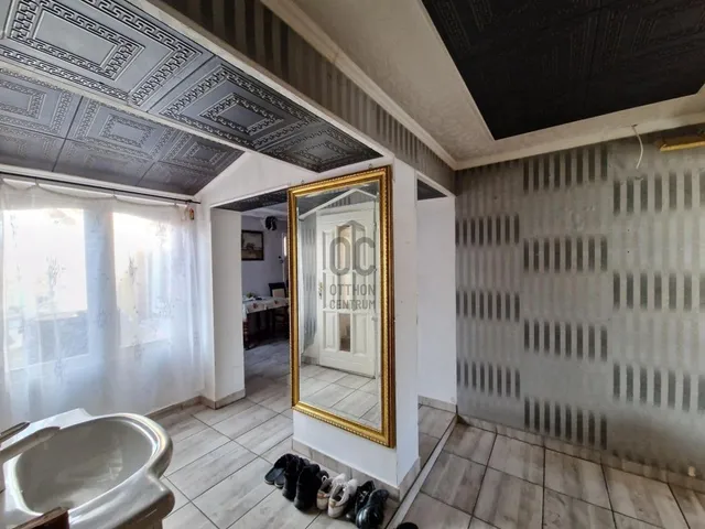 Eladó ház Törtel 76 nm