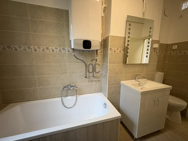 Eladó lakás Cegléd 57 nm